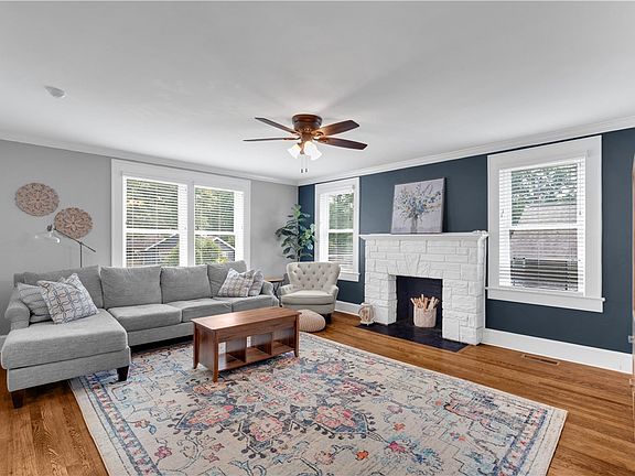 5th image of 30 Celand St