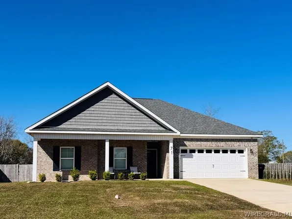 71 June Dr, Midland City, AL 36350