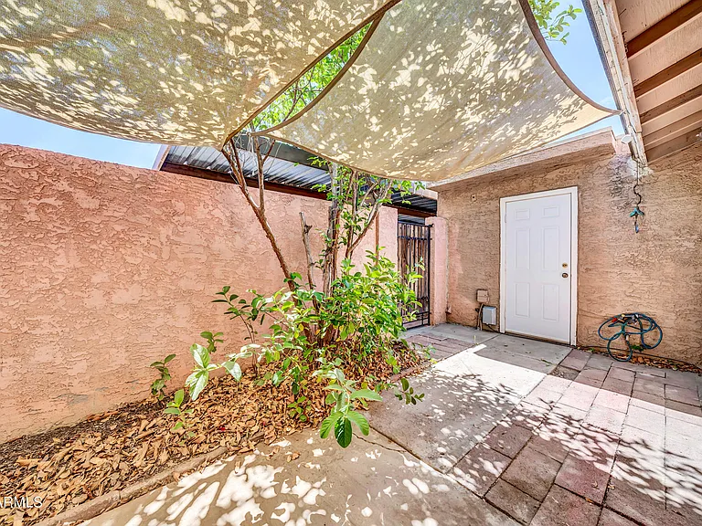 2845 E Tracy Ln #4 — Photo 18