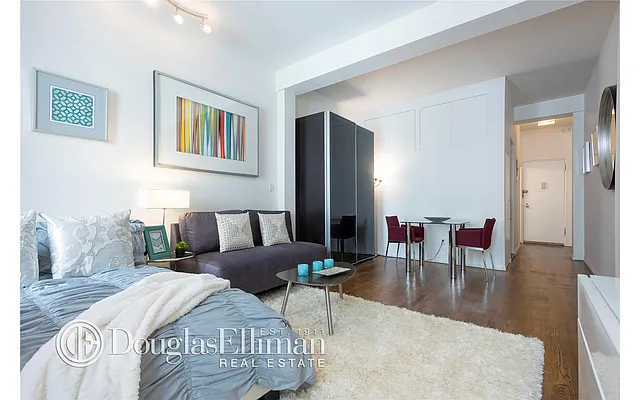 Sold by Douglas Elliman | media 8