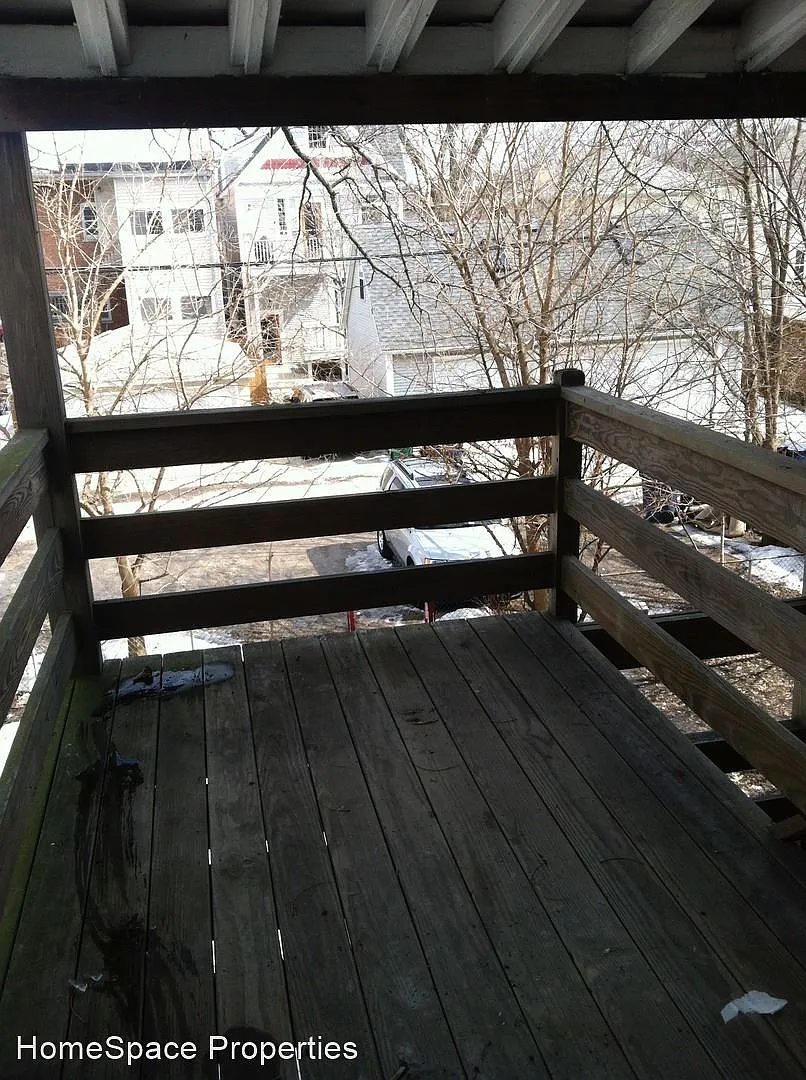 530 Highland Ave #1 photo 1