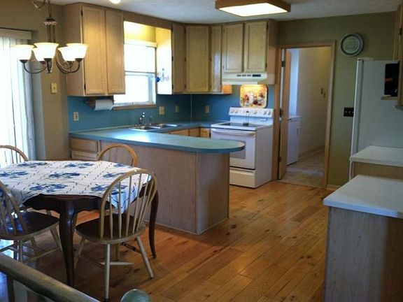 3rd image of 2175 137th Ave SE