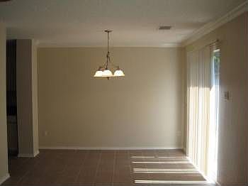 4th image of 1108 Hughmont Dr