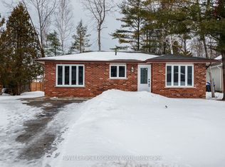 11 Lisbon Ct, Wasaga Beach, ON L9Z 1L2
