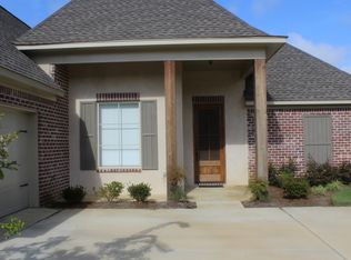 200 Fieldstone Ln, Madison, MS 39110