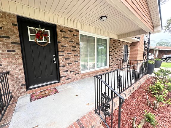 2nd image of 226 Stephens Rd