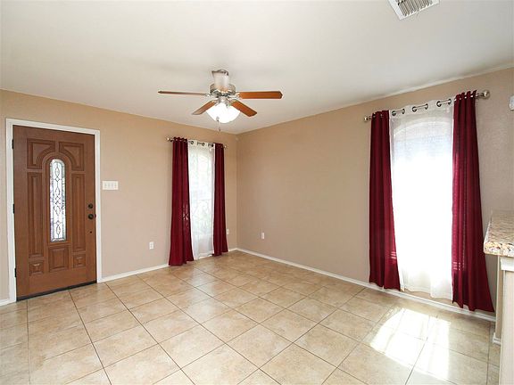 3rd image of 5218 Feria Dr