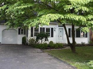 917 Tates Creek Rd, Lexington, KY 40502