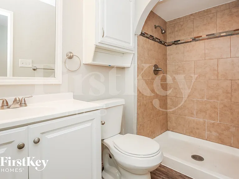 1316 Royal Oak Dr — Photo 11