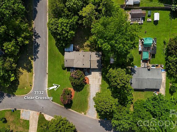 2nd image of 7132 Clear Crossing Ln