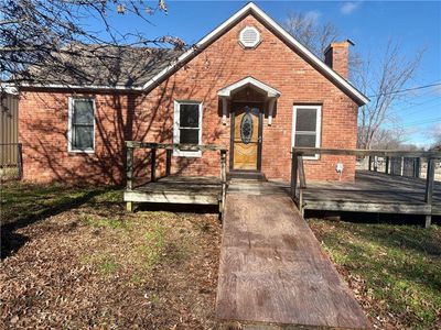 420 E 12th St, Chanute, KS, 66720