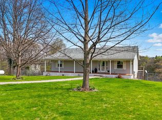 9721 115th St W, Andalusia, IL 61232