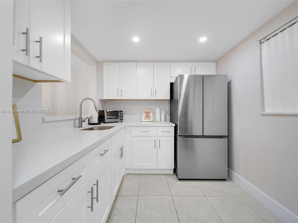 1st image of 8005 SW 107th Ave APT 122