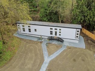 414 292nd Street E, Roy, WA