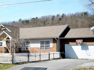 2059 Creswell Rd, Seymour, TN 37865