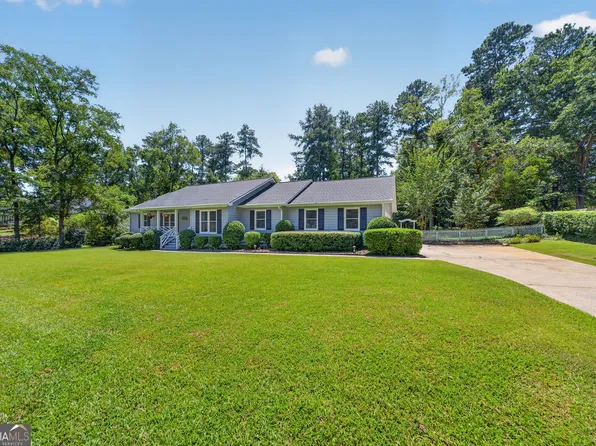 3631 Sussex Dr NE, Milledgeville, GA 31061