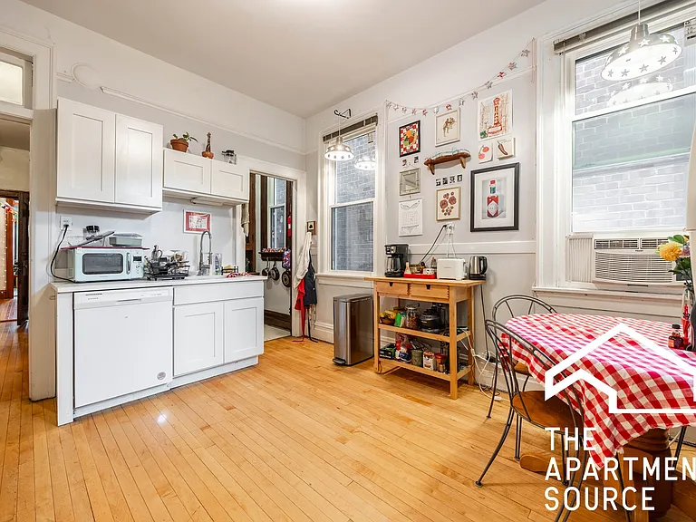 1127 W George St #1F — Photo 9