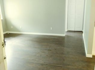 204 Camelot Dr, Atlanta, GA 30349