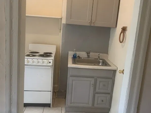 2536 Amber St #2F, Philadelphia, PA 19125