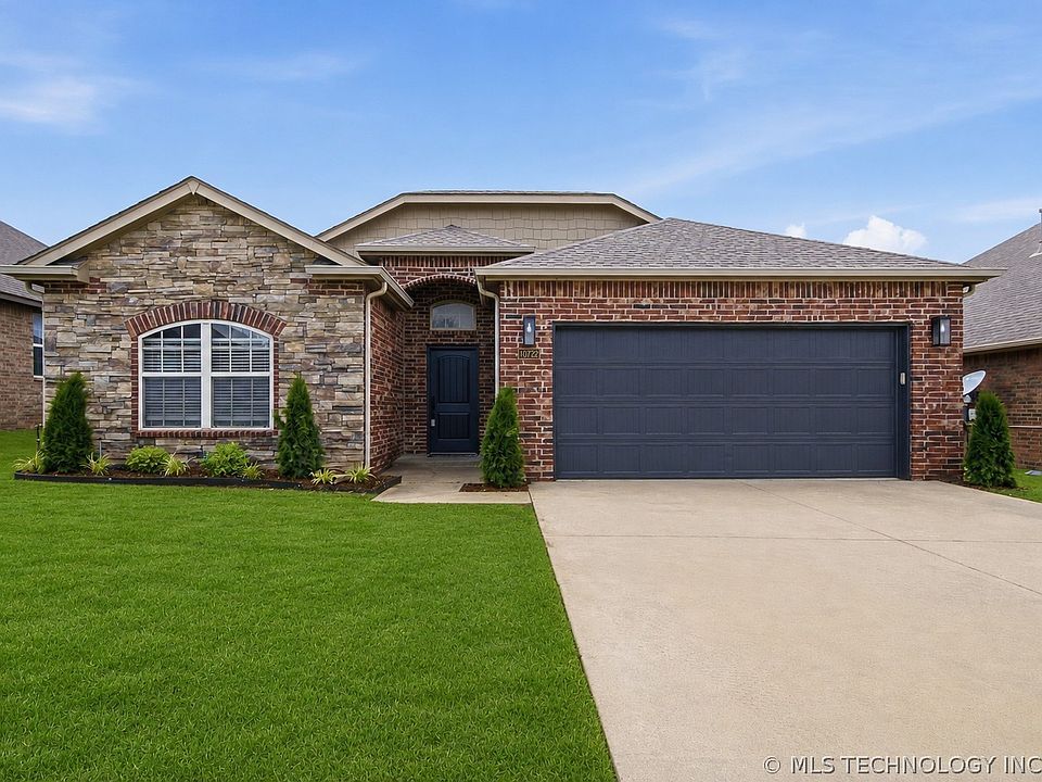 1st image of 10722 Masters Cir