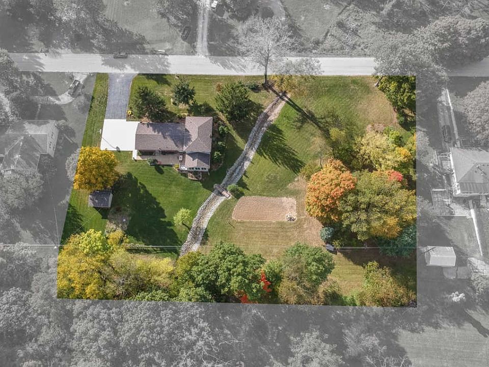 1st image of 2915 Marian Ave