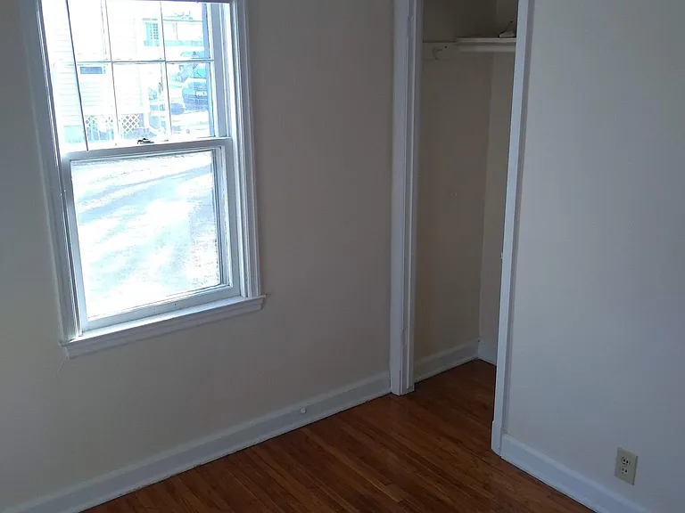 116 Howard Ave — Photo 7