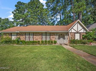 525 Cedarwood Dr, Jackson, MS