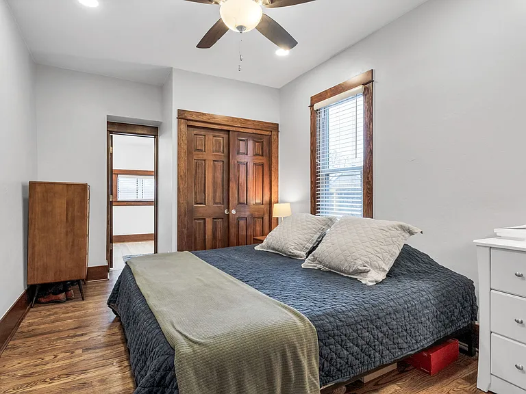 455 N Pearl St — Photo 14