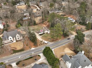 905 Heards Ferry Rd, Atlanta, GA 30328