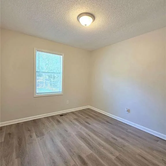 232 Hampton Dr — Photo 22
