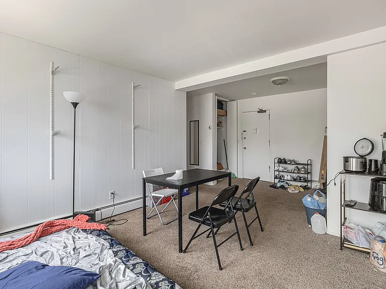 1327 Wilmot St #8 — Photo 6