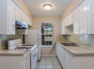 903 E Leslie Cir #B, Austin, TX 78721