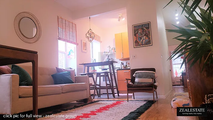 Rented by ZealEstate Group Inc | media 3