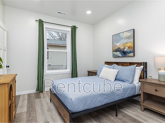 4th image of 3860 Peru Rd
