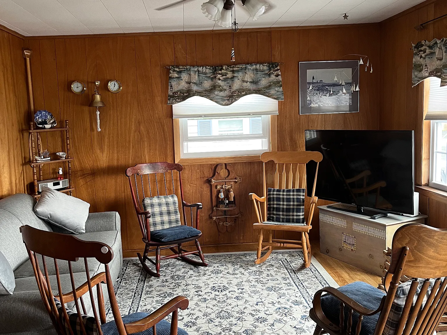 2 bed, 772 sqft, $2,000 — Photo 2