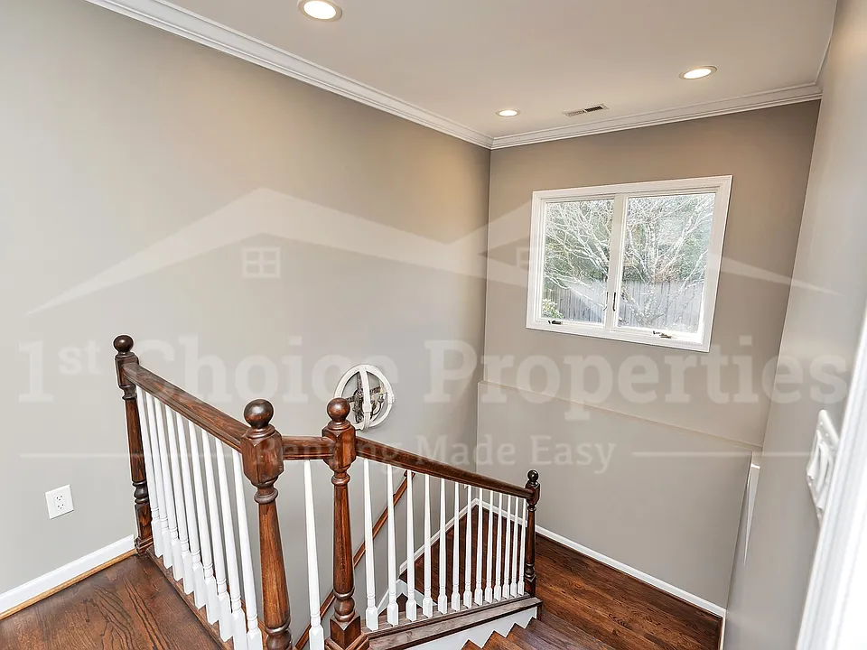 2005 Chestnut Rd
