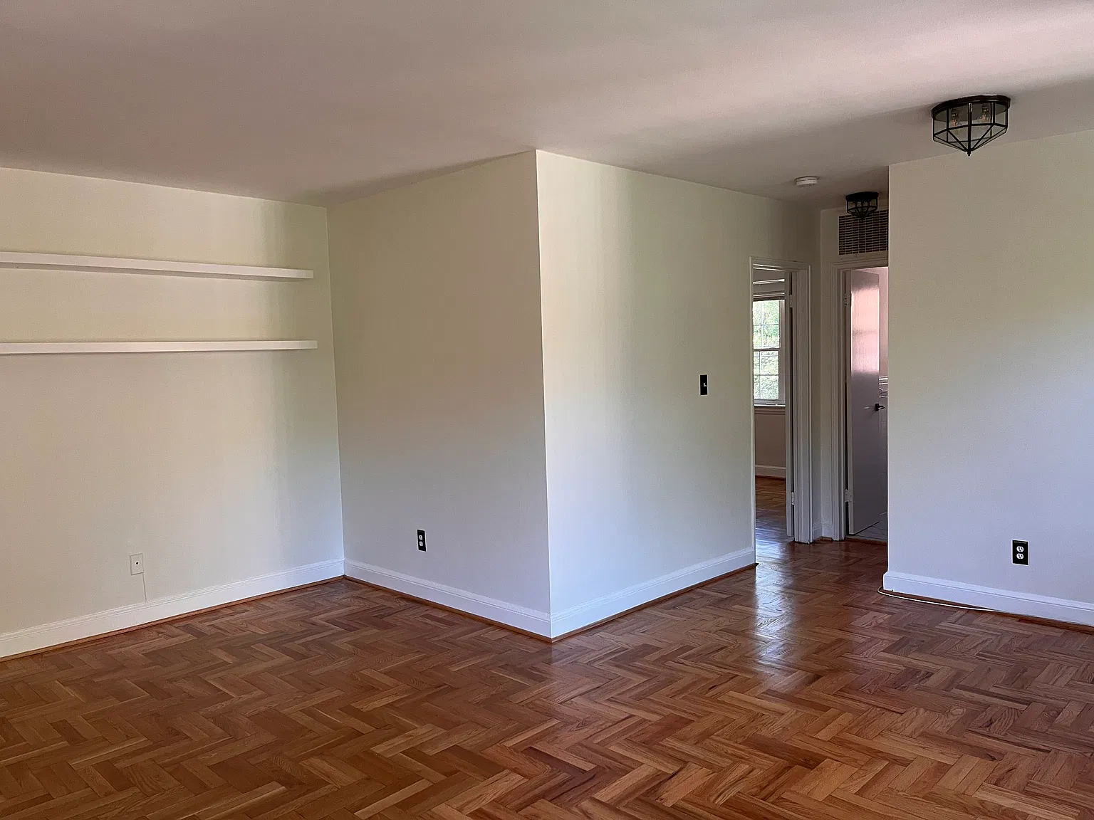 1 bed, 641 sqft, $1,925 — Photo 4
