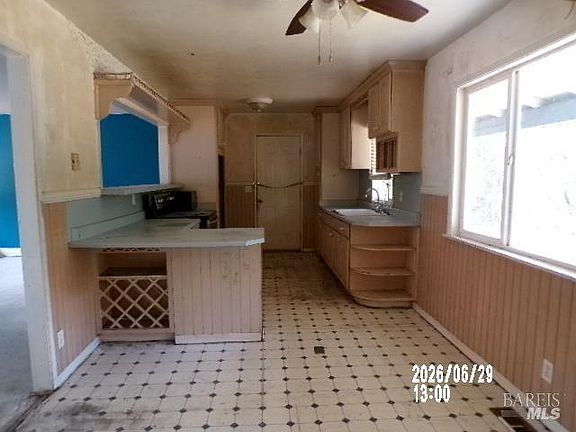 3rd image of 2621 Redemeyer Road