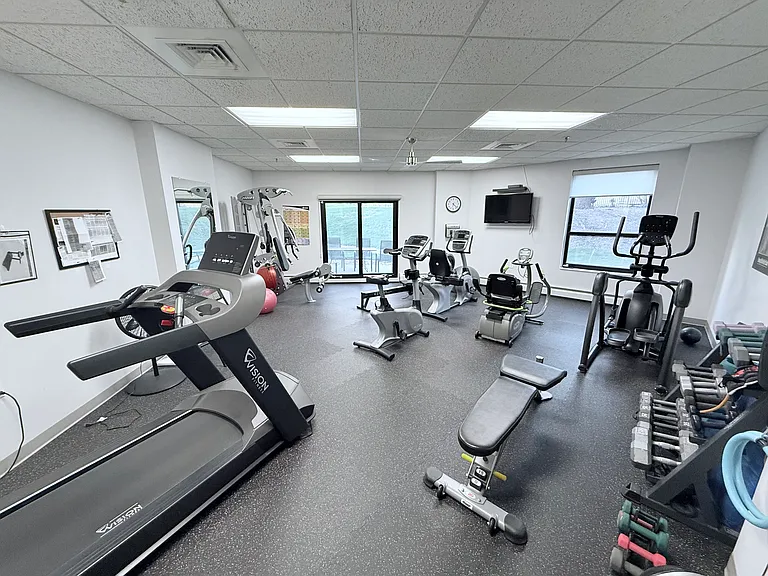 6615 Lake Shore Dr S #415 — Photo 8