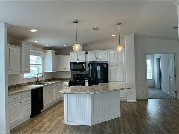 2nd image of 36204 Plum Ave