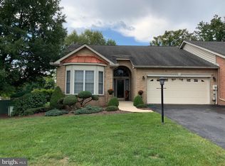 48 Ambler Ln, Falling Waters, WV 25419