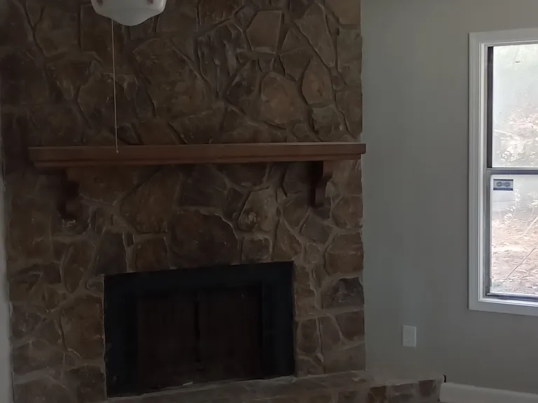 679 Burnt Creek Dr — Photo 3