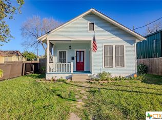 506 S Wheeler St, Victoria, TX 77901