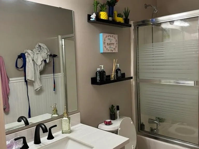 11729 Park Forest Ct — Photo 7