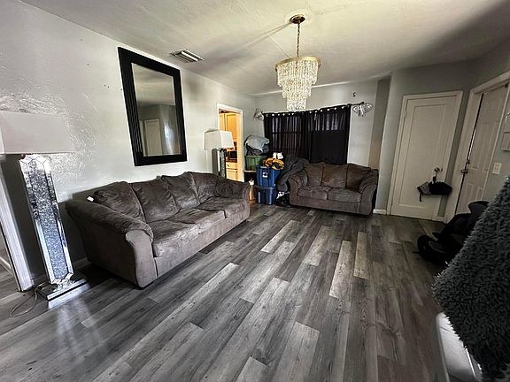 3rd image of 566 SE 7th Drive