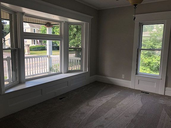 2nd image of 524 W Main St