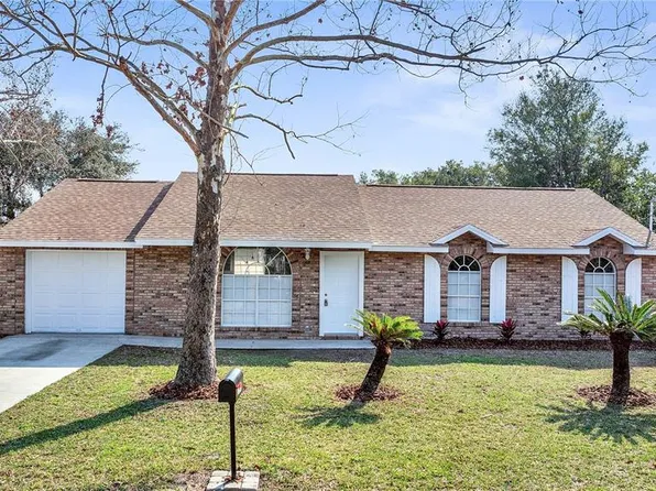23940 Oak Ln, Sorrento, FL 32776