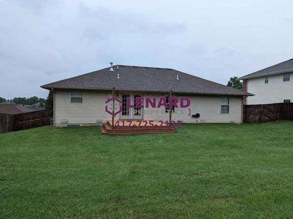 1424 S Solaira St, Ozark, MO 65721