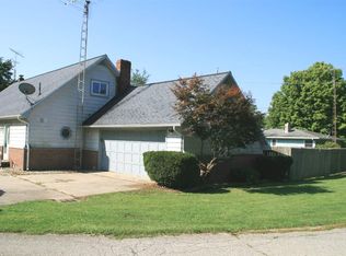 111 Ashland Dr, La Fontaine, IN 46940