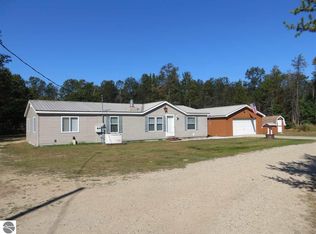 423 E Cabin Lake Rd, West Branch, MI 48661